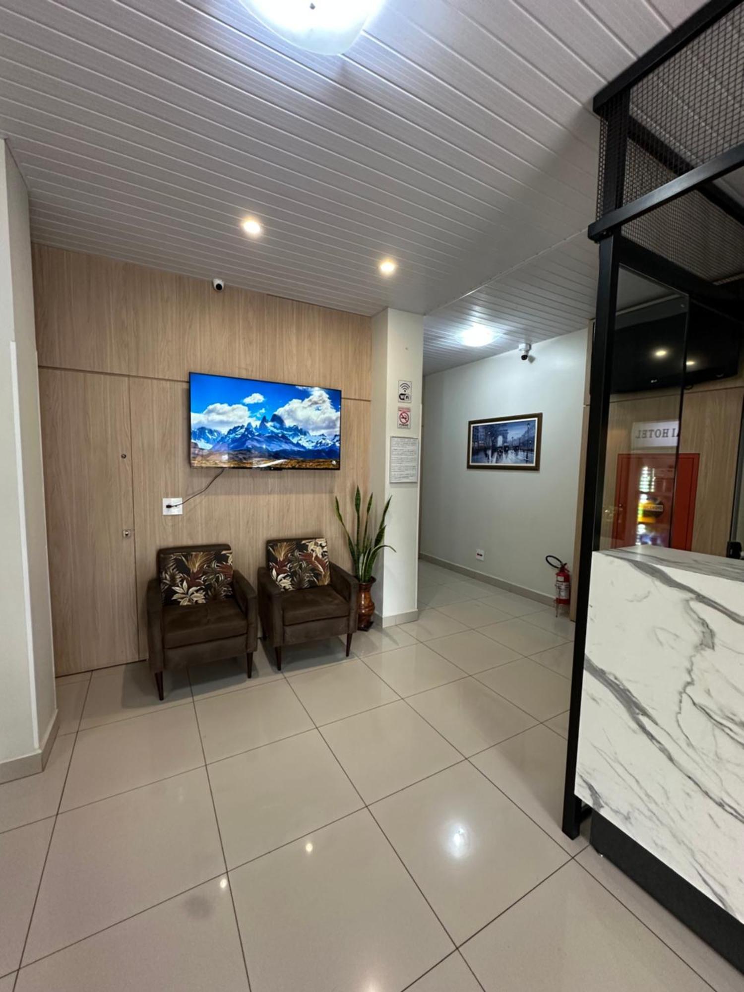 Rai Hotel - Proximo A Prefeitura Cascavel  Εξωτερικό φωτογραφία